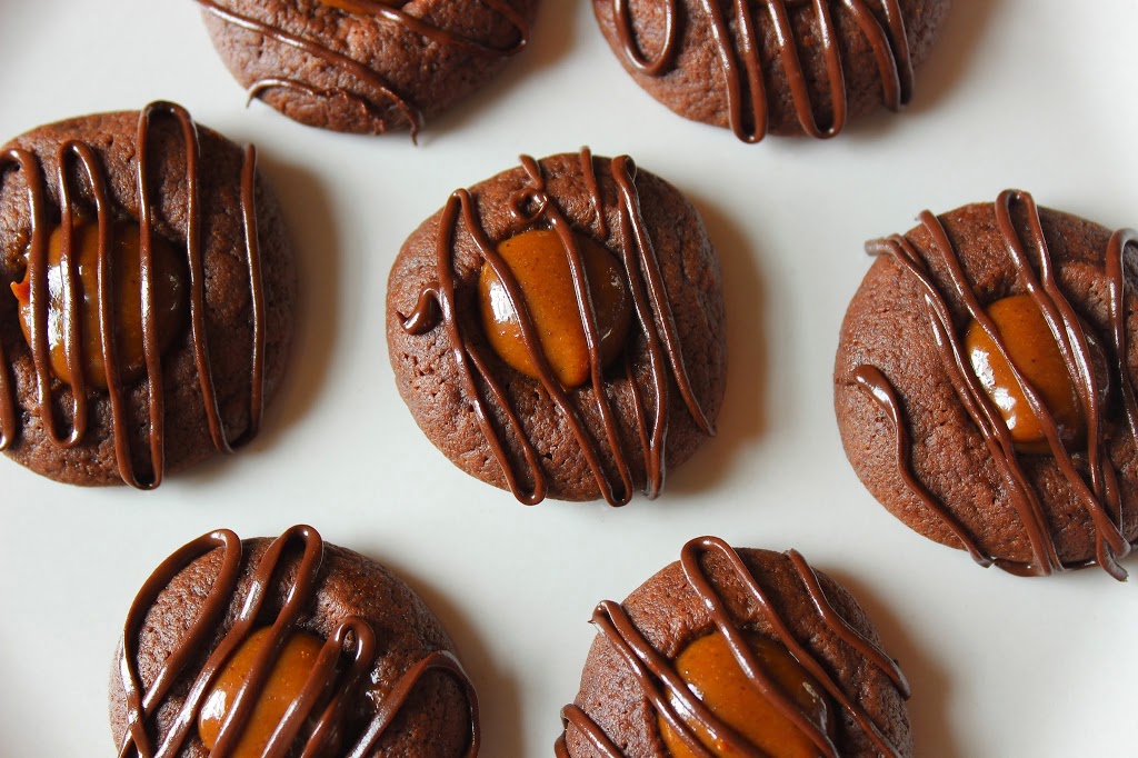 Mexican Hot Cocoa Thumbprint Cookies with Spicy Dulce de Leche