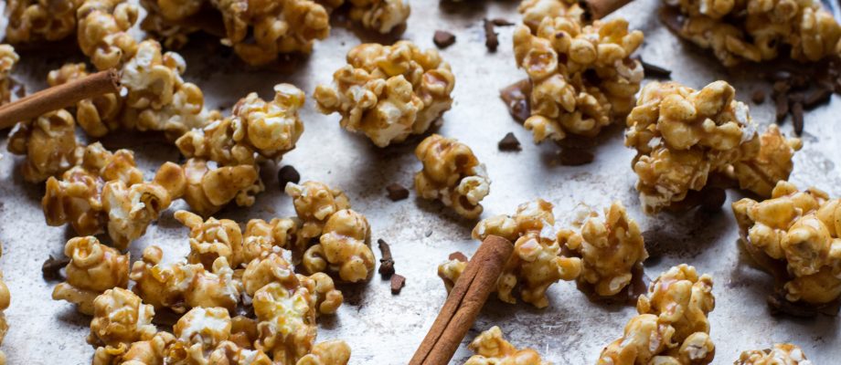 Apple Cider Caramel Corn