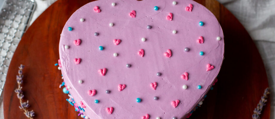 Sourdough Cookies & Cream Heart Cake